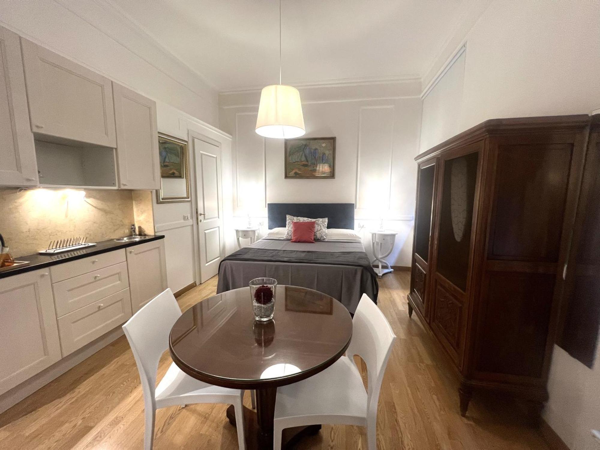 Отель Interno Roma Экстерьер фото